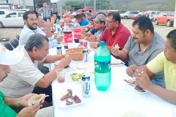 No vengo a prometer, vengo a establecer compromisos: Diego Jiménez