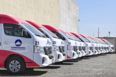 Ofrece Roberto Sosa transporte a personal de salud