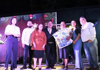 Festejan a trabajadores del ayuntamiento