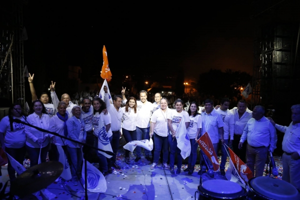 Inicia campaña Gustavo Pérez Rojano ante miles de simpatizantes.