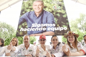 Cierra filas Mario Calzada con mujeres en La Piedad